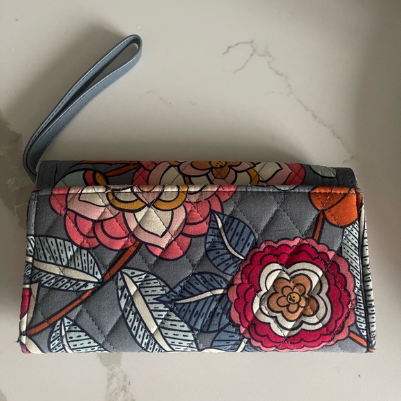 Vera Bradley floral blue wallet clutch purse - Picture 5 of 5
